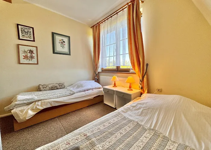 Tradycja 民宿 莱鲍